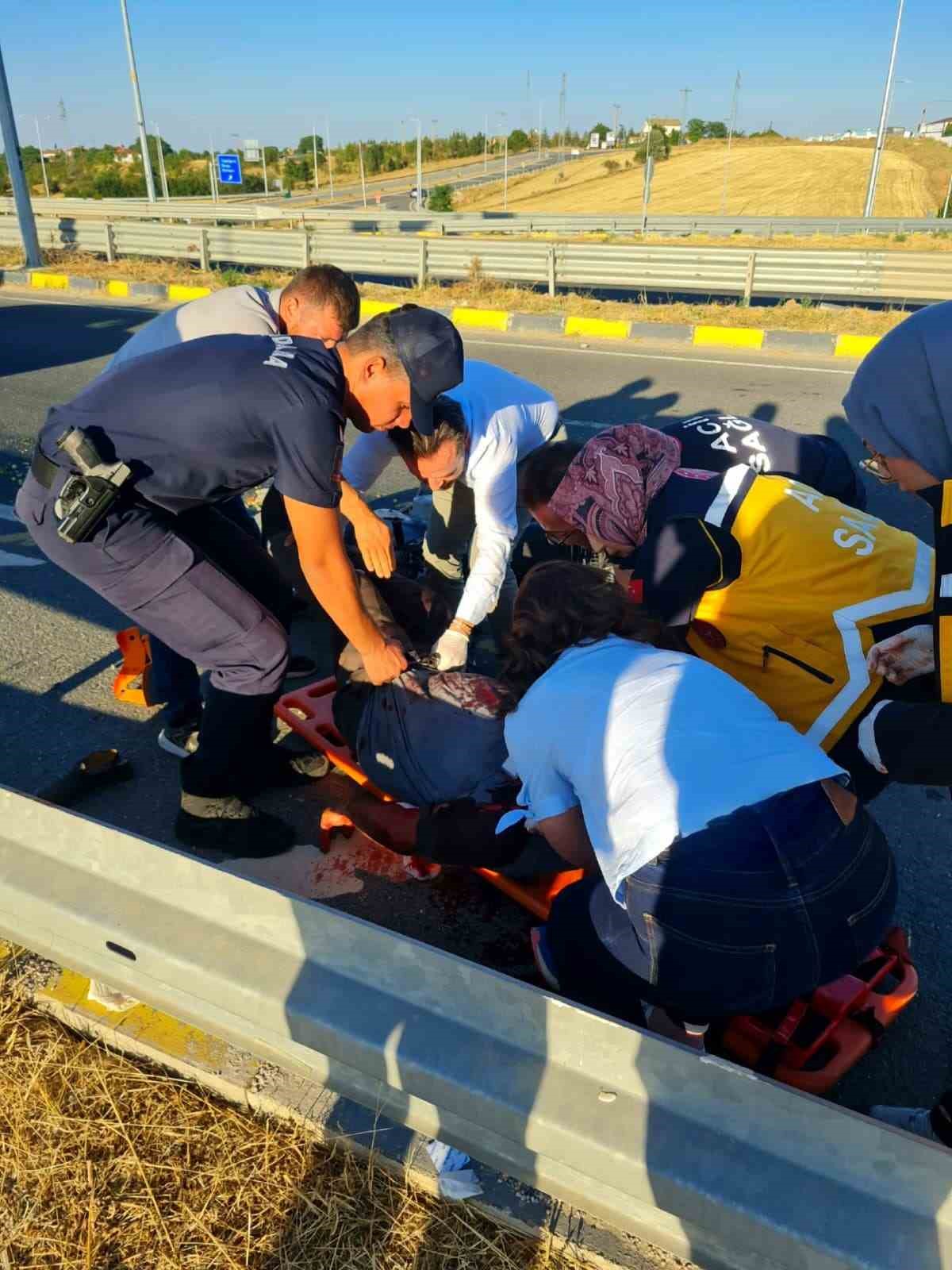 Kastamonu’da bariyerlere çarpan motosikletin sürücüsü ağır yaralandı