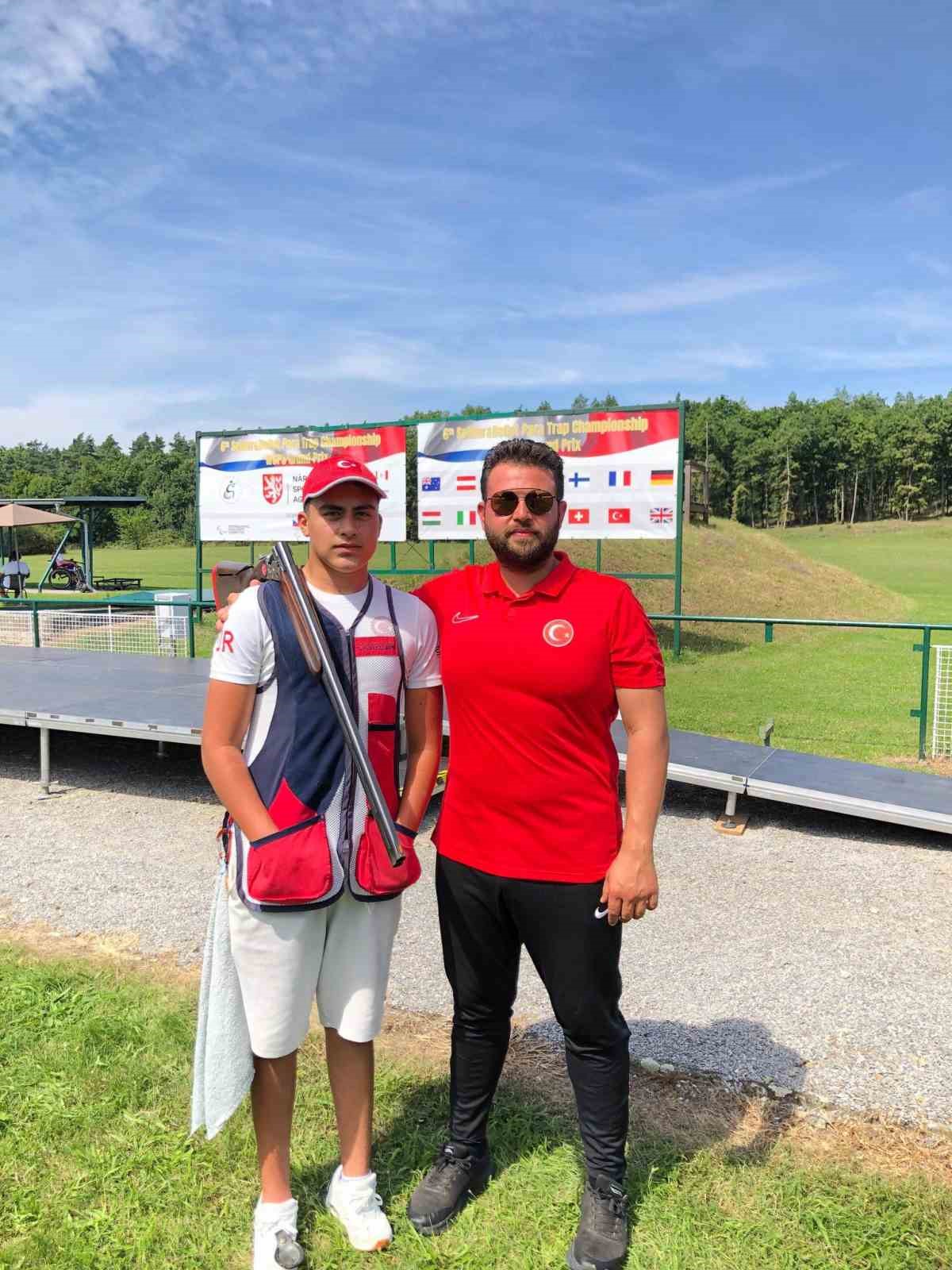 Aydınlı milli sporcu Madran&rsquo;dan tarihi altın madalya
