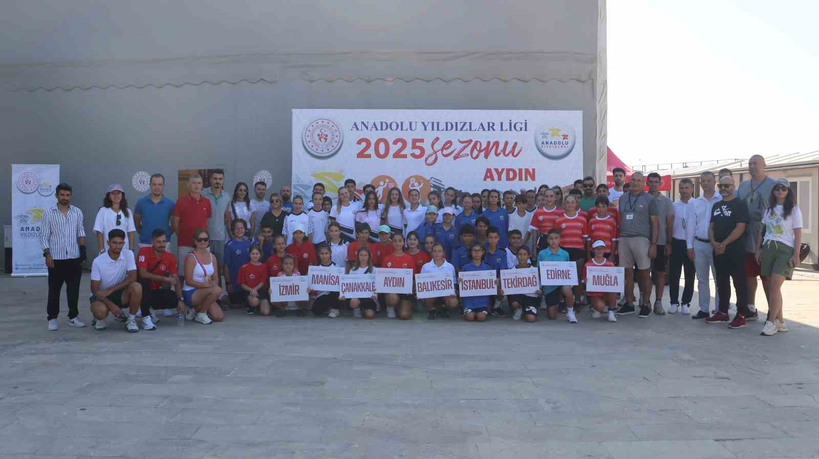 Aydın&rsquo;da Analig Tenis heyecanı başladı
