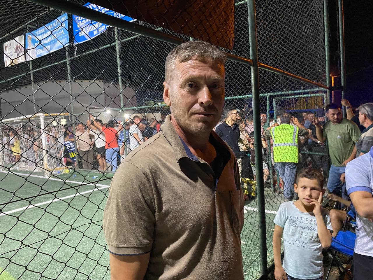 S&uuml;per Lig tadında halı saha turnuvası nefesleri kesti
