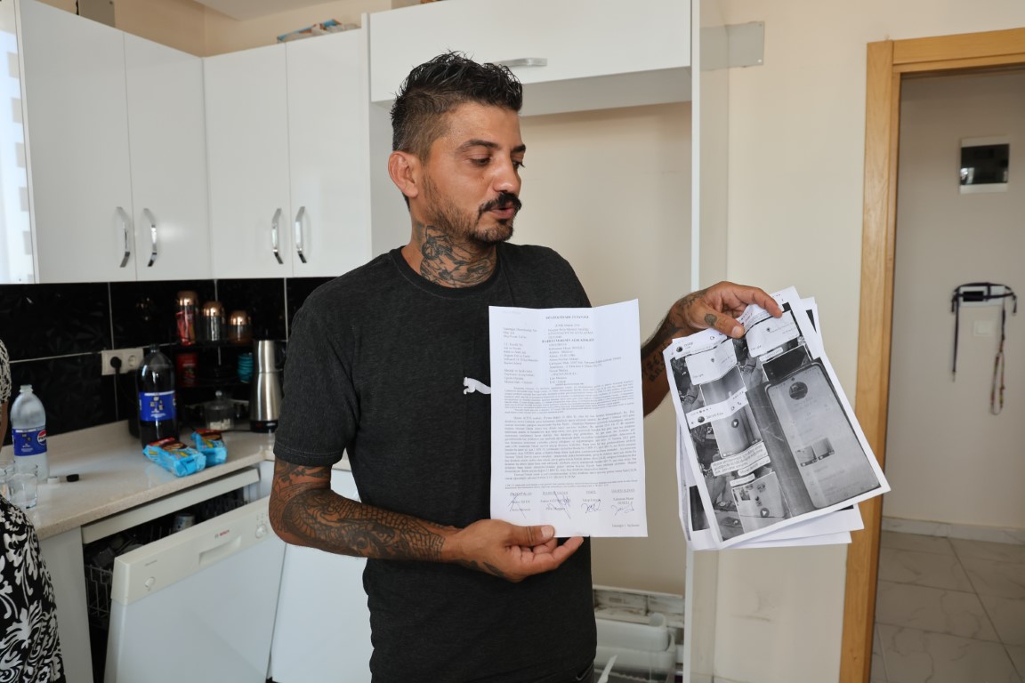 Buzdolabını servise gönderdi, başına gelmeyen kalmadı