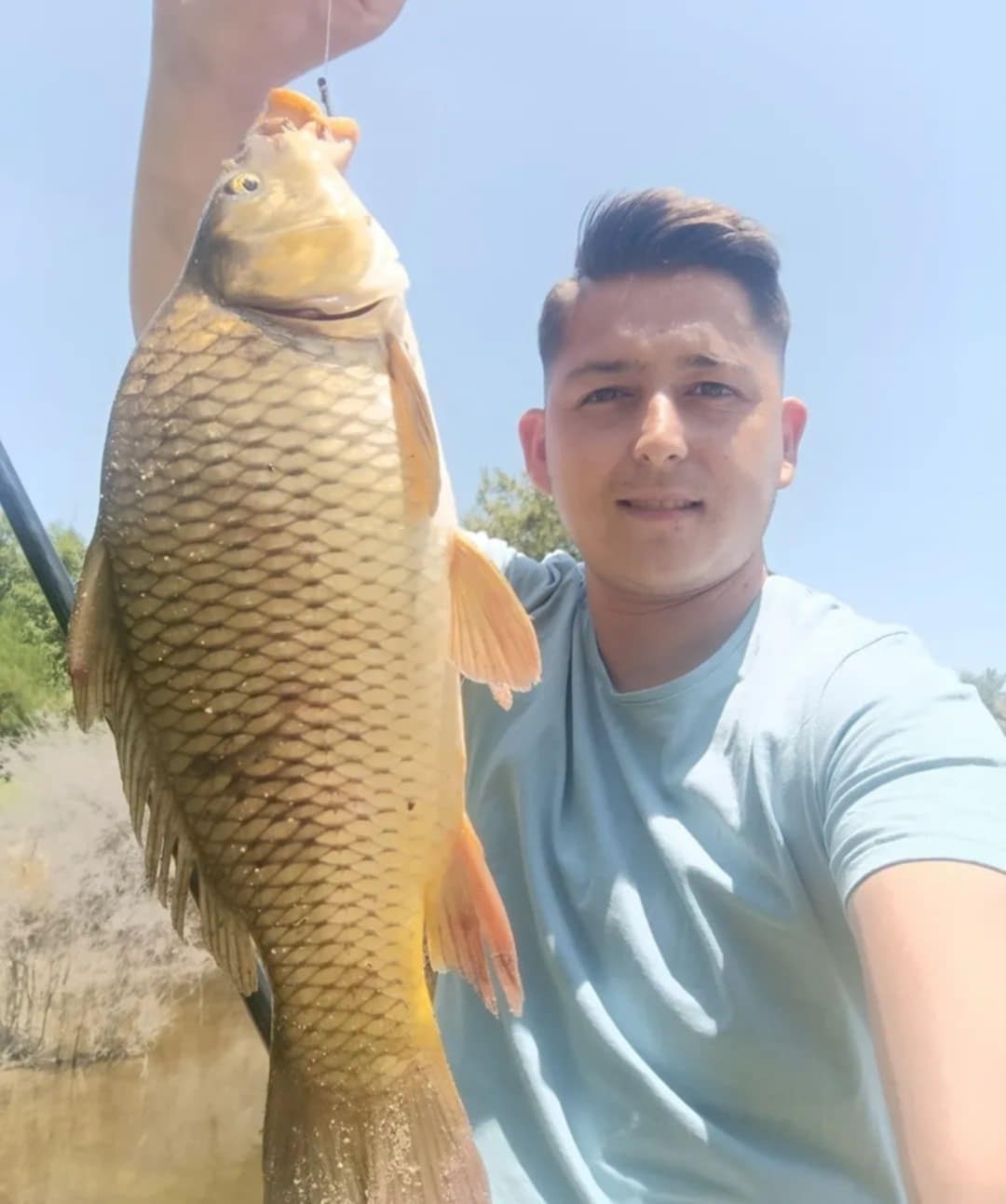 Kayıp gencin g&ouml;lette cansız bedenine ulaşıldı
