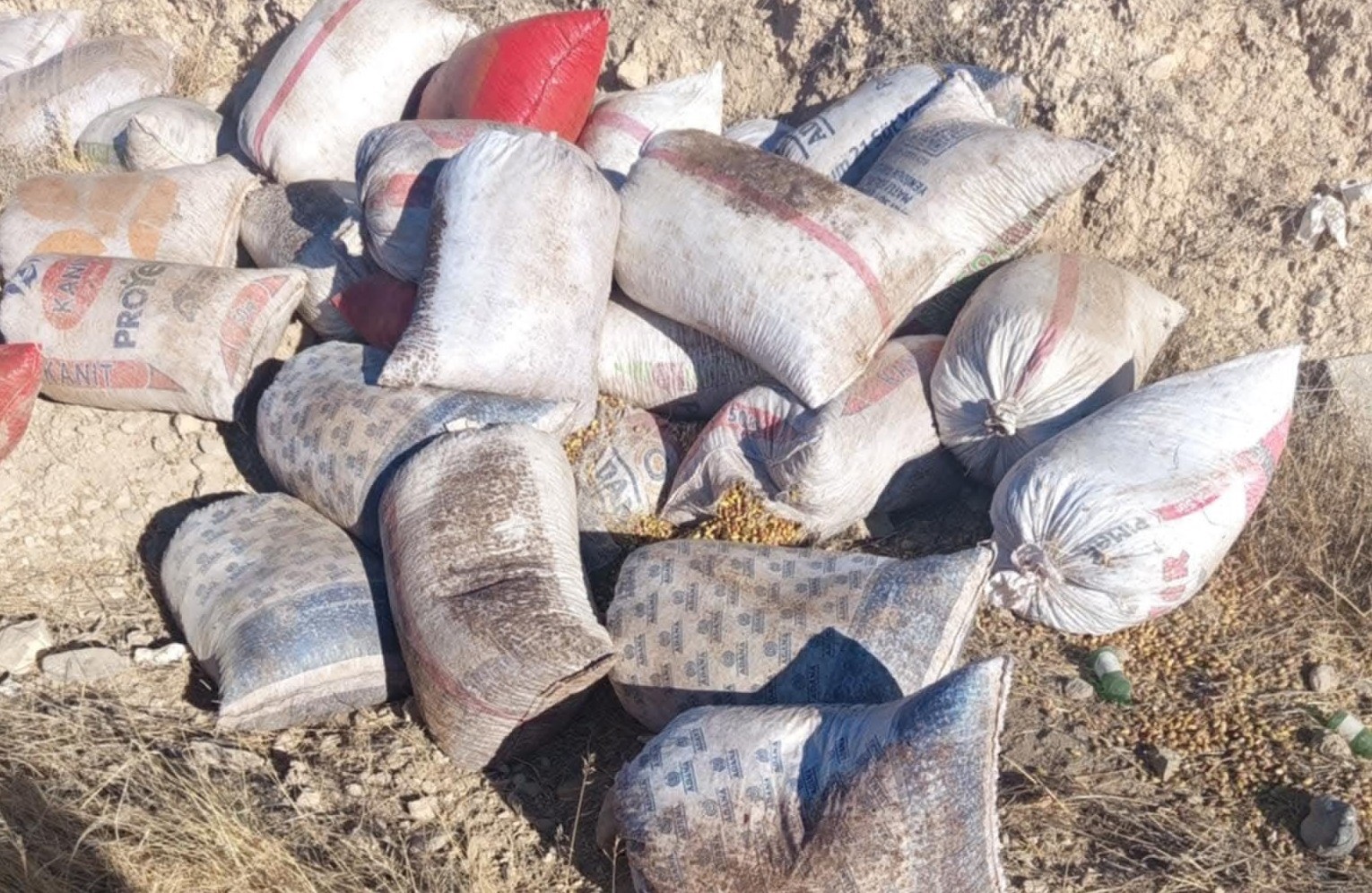 Şanlıurfa&rsquo;da 2 ayrı trakt&ouml;r kazası: 1 &ouml;l&uuml;, 5 yaralı
