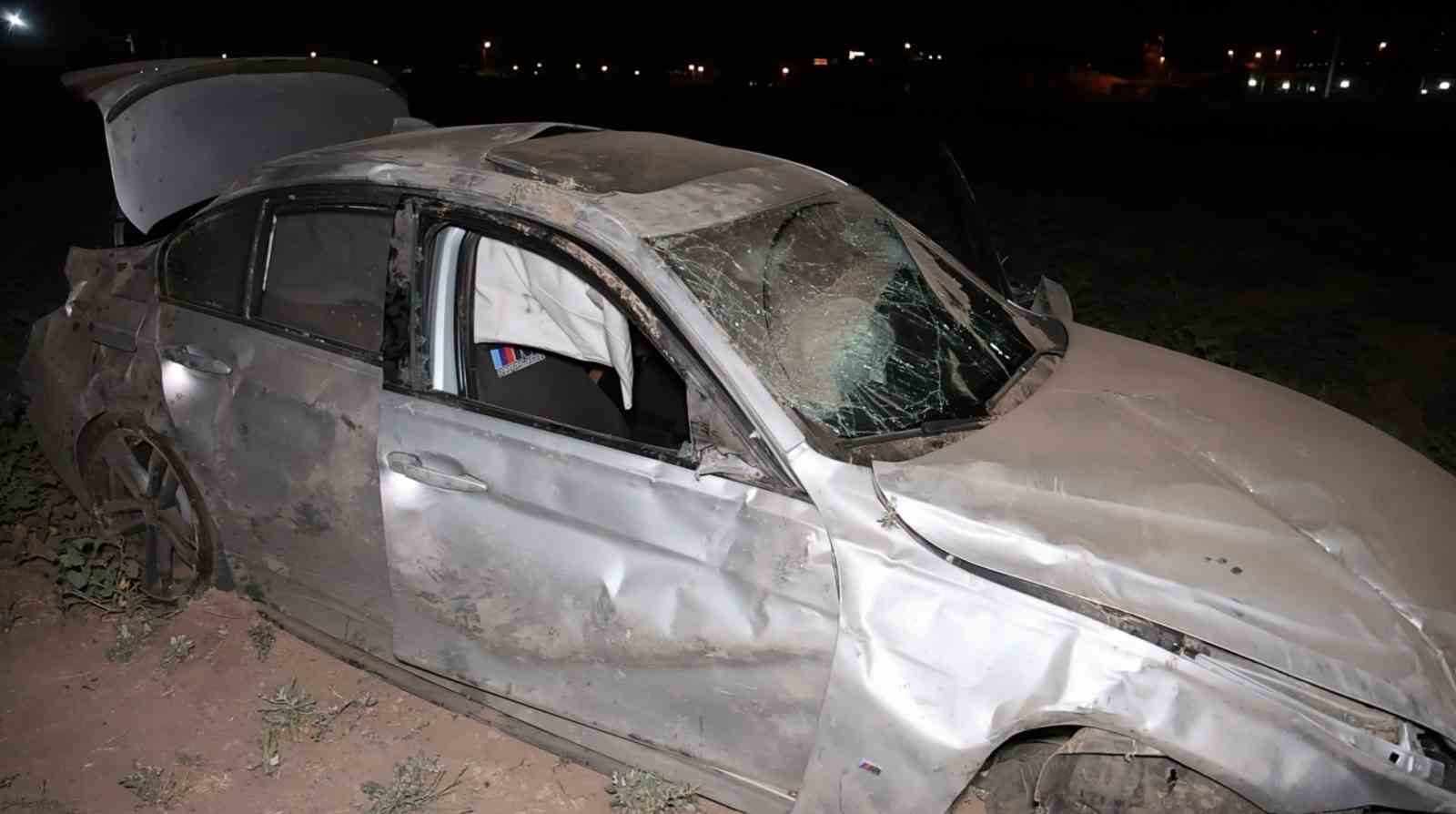 Şarampole takla atıp hurdaya dönen otomobilin sürücüsü ağır yaralandı