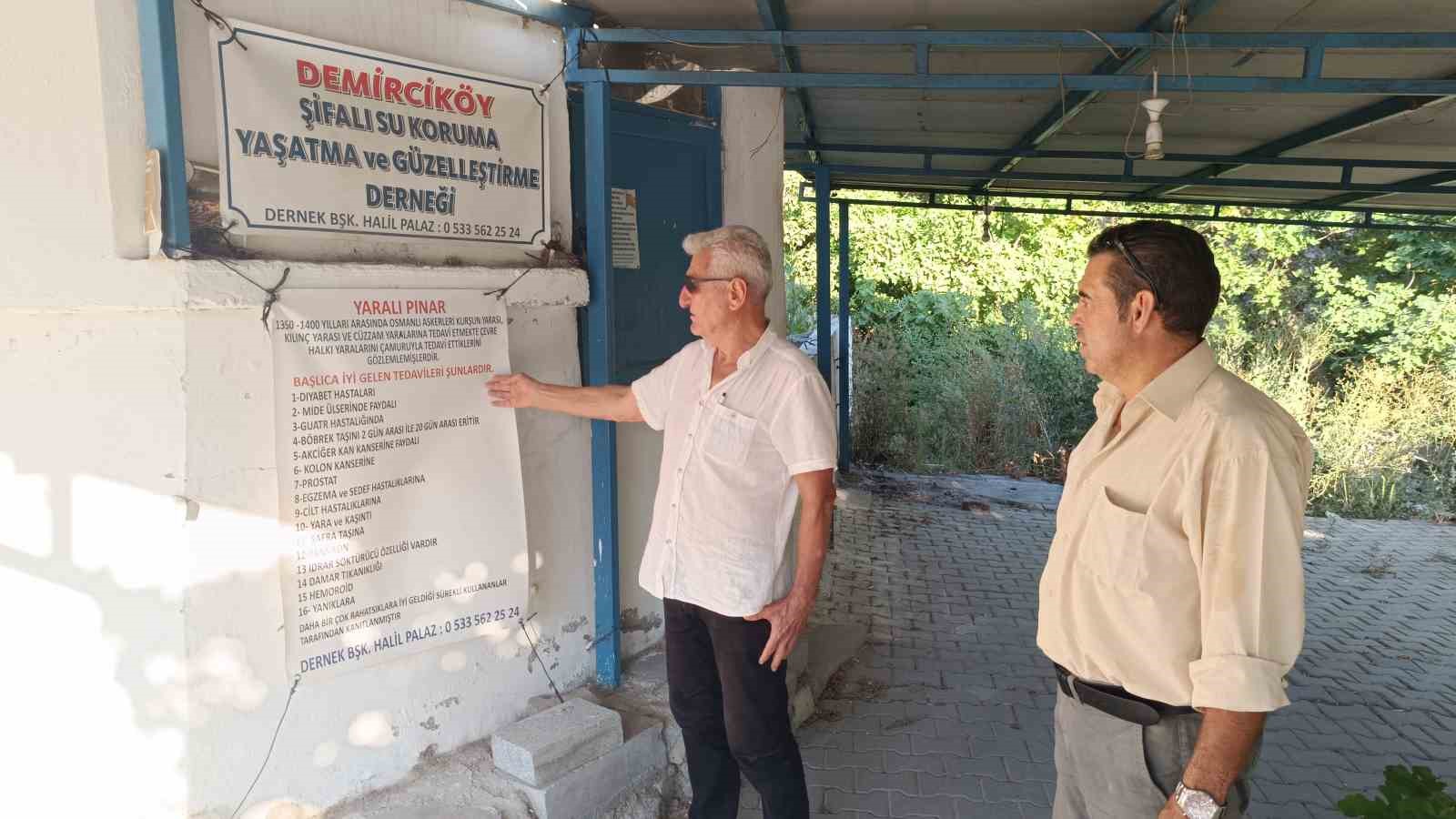 Yaralı Pınar kaynak suyu yıllardır boşa akıyor

