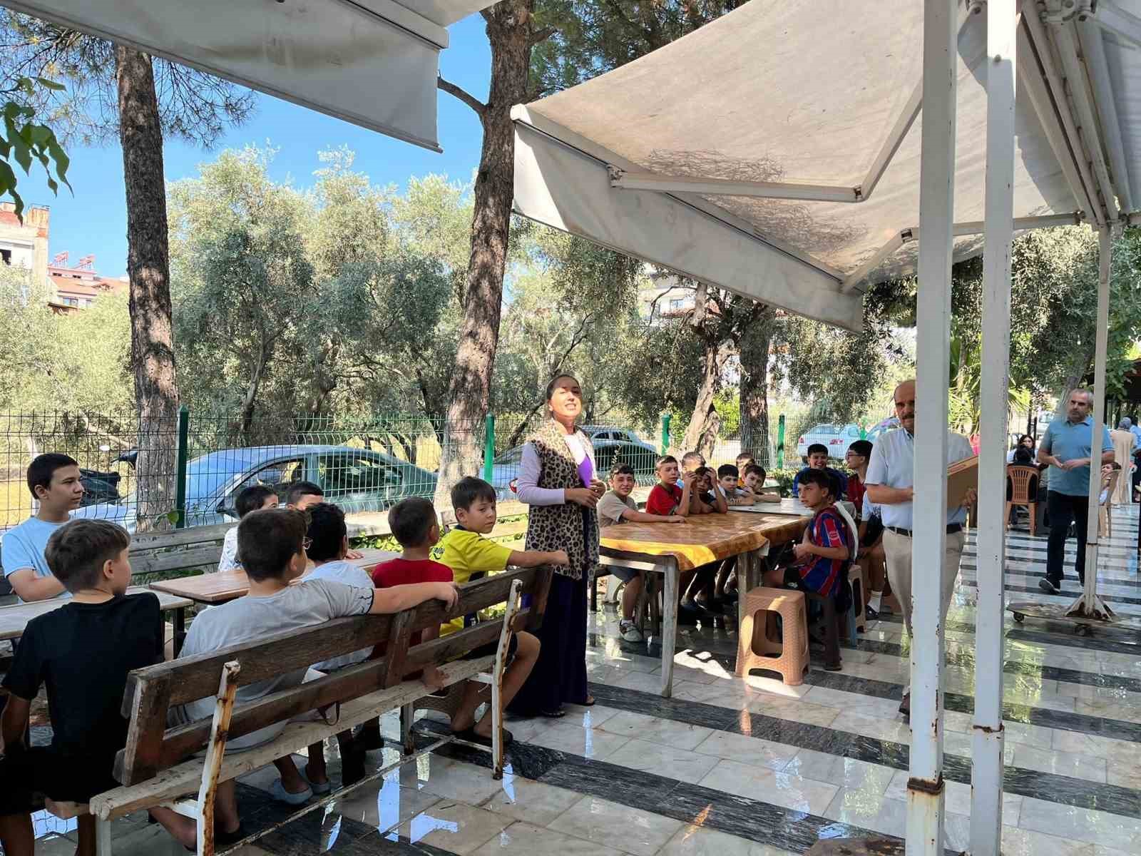 Yatağan yeni Cami&rsquo;de Kur&rsquo;an kursu kapanış programı d&uuml;zenlendi
