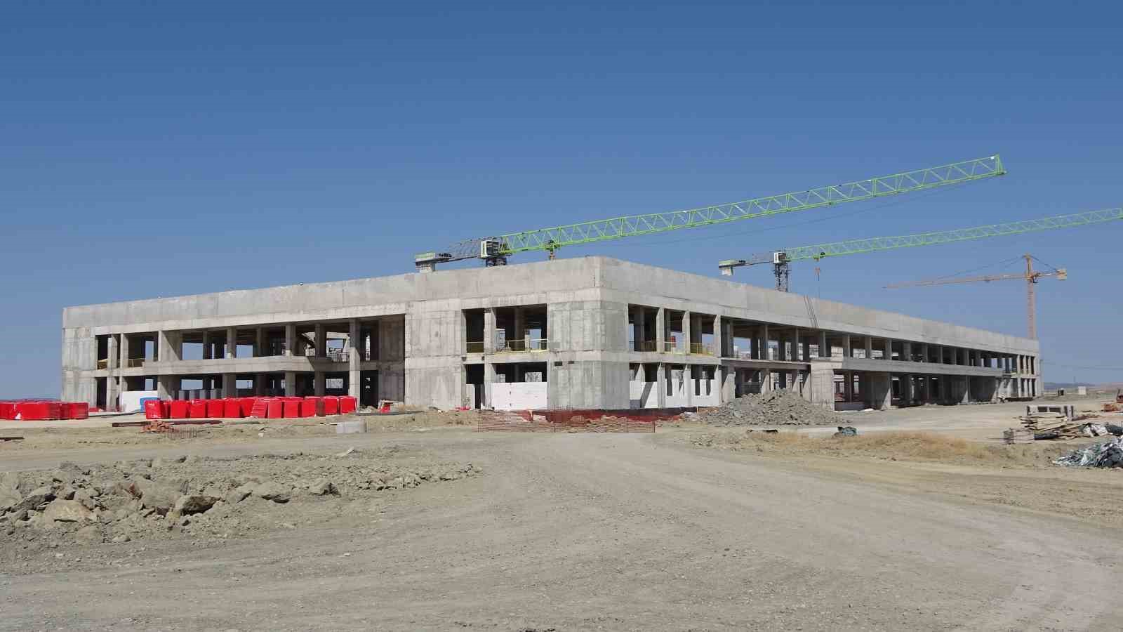 Bakan Uraloğlu müjdeyi verdi, Yozgat Havalimanı 2026 bitmeden açılmış olacak
