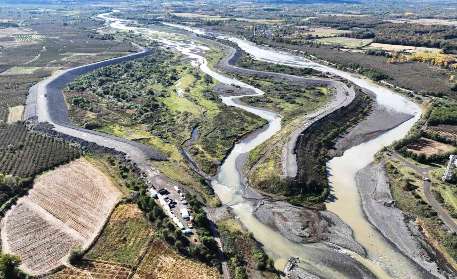 Samsun’da akarsular doğal afetlere karşı hazır hale getiriliyor
