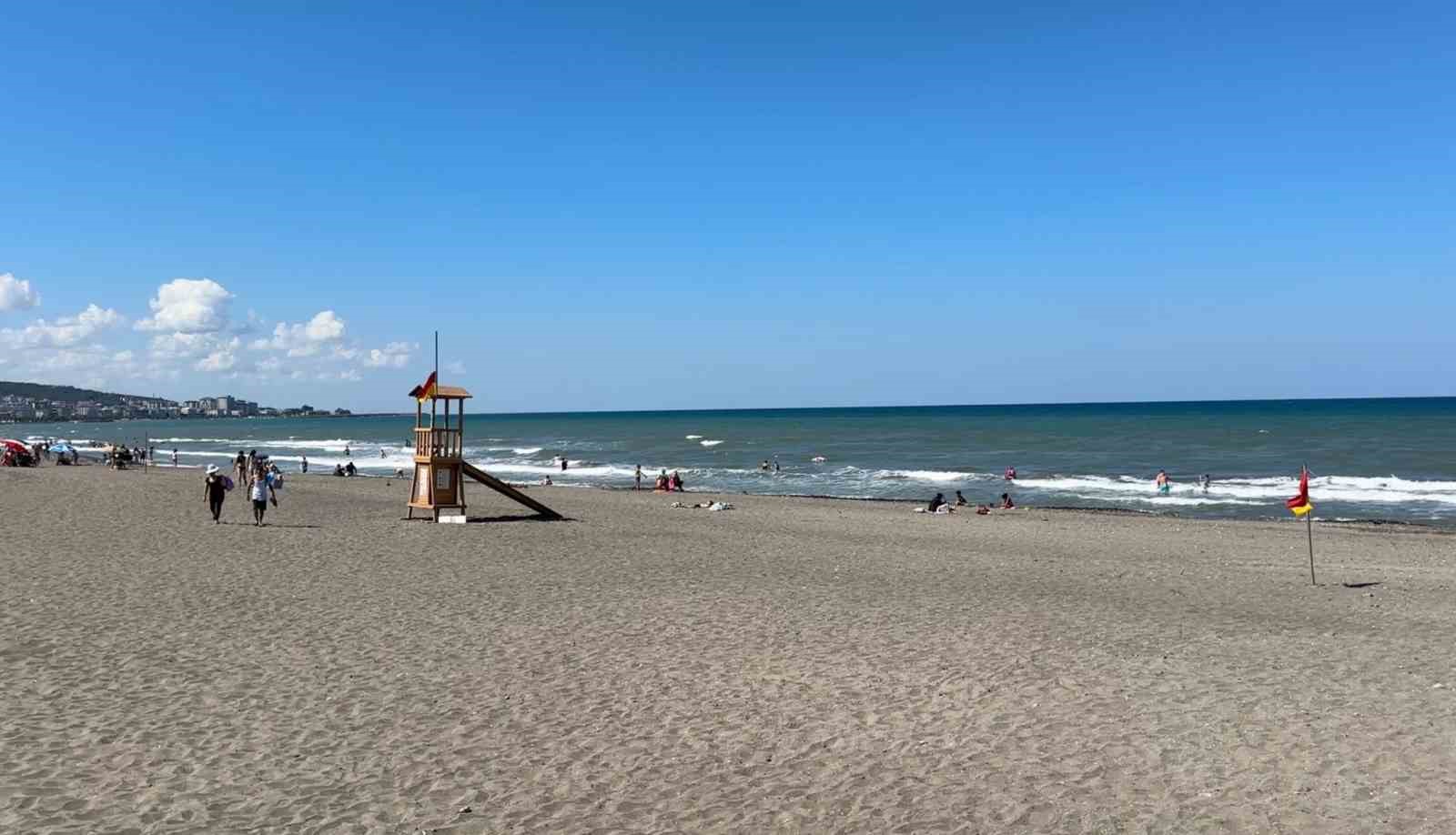 Samsun&rsquo;da anne ve oğlu boğulma tehlikesi ge&ccedil;irdi
