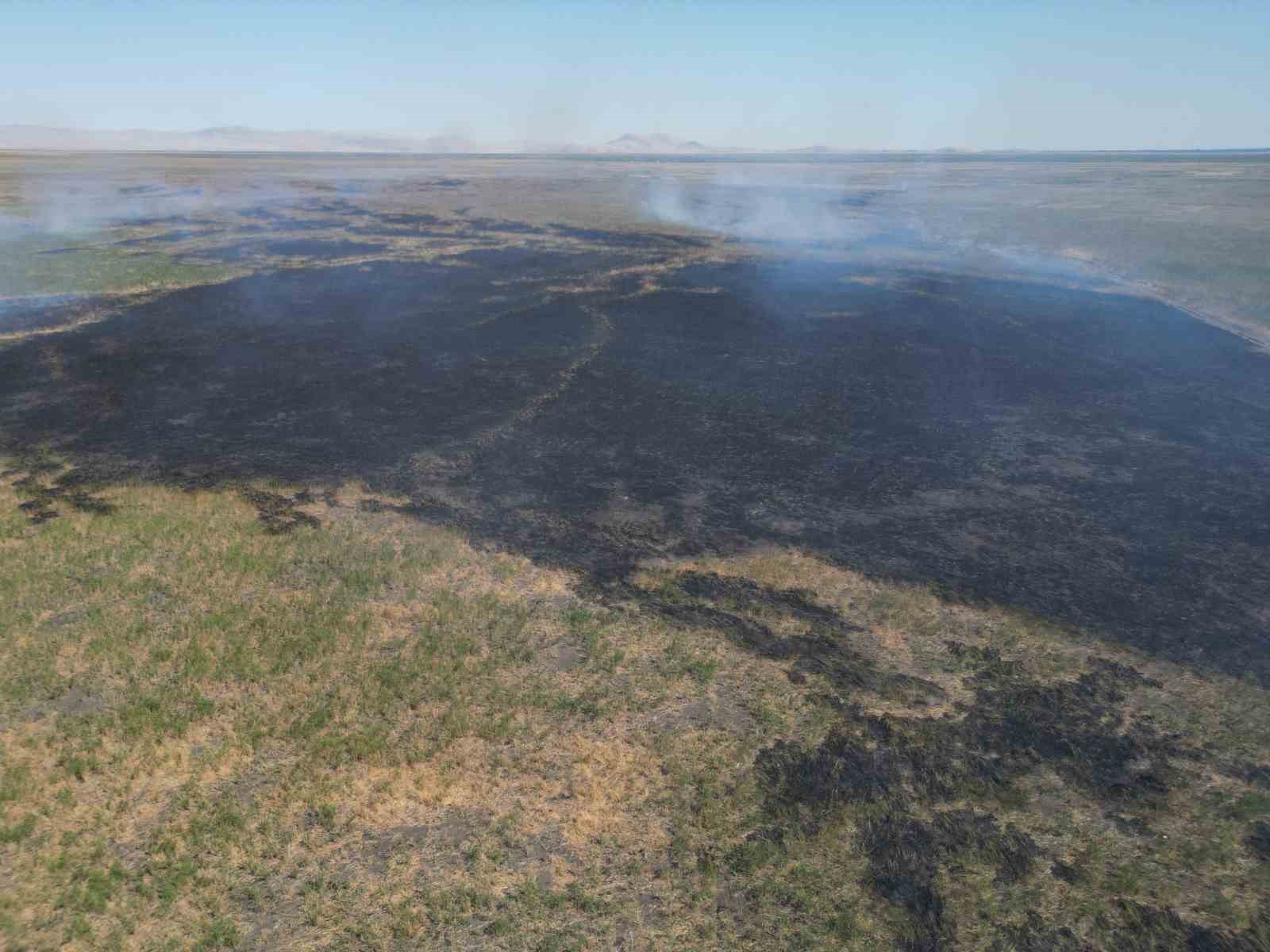 Eber G&ouml;l&uuml;&rsquo;nde 2 g&uuml;n i&ccedil;erisinde 2&rsquo;nci yangın
