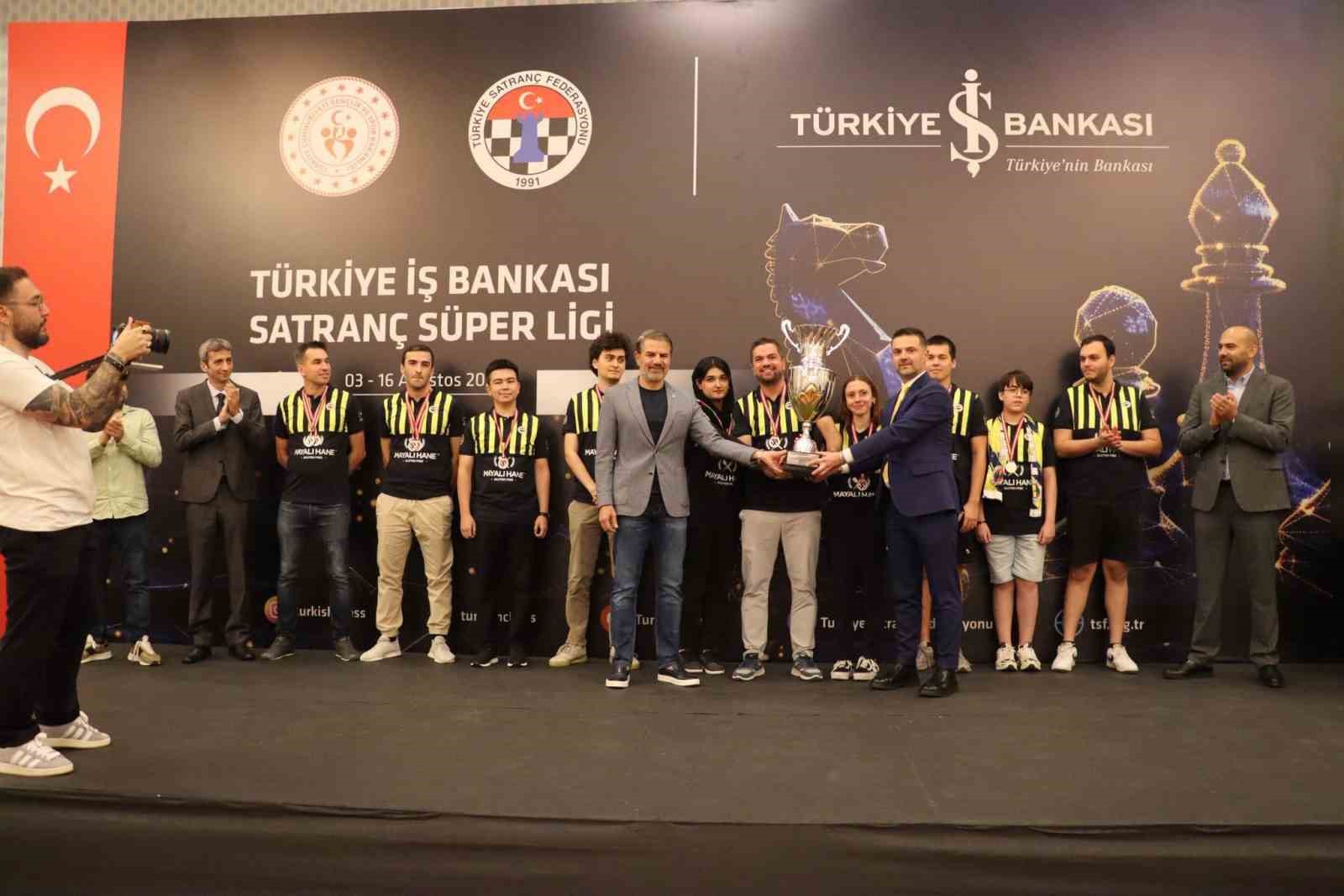 T&uuml;rkiye İş Bankası Satran&ccedil; S&uuml;per Ligi&rsquo;nde şampiyon Bayegan Pendik Spor Kul&uuml;b&uuml;
