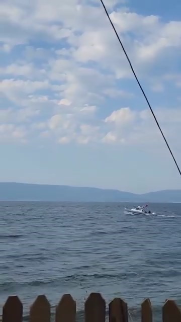 Boğulduğu sanılan dalgı&ccedil;, y&uuml;zerek &ccedil;ıktı
