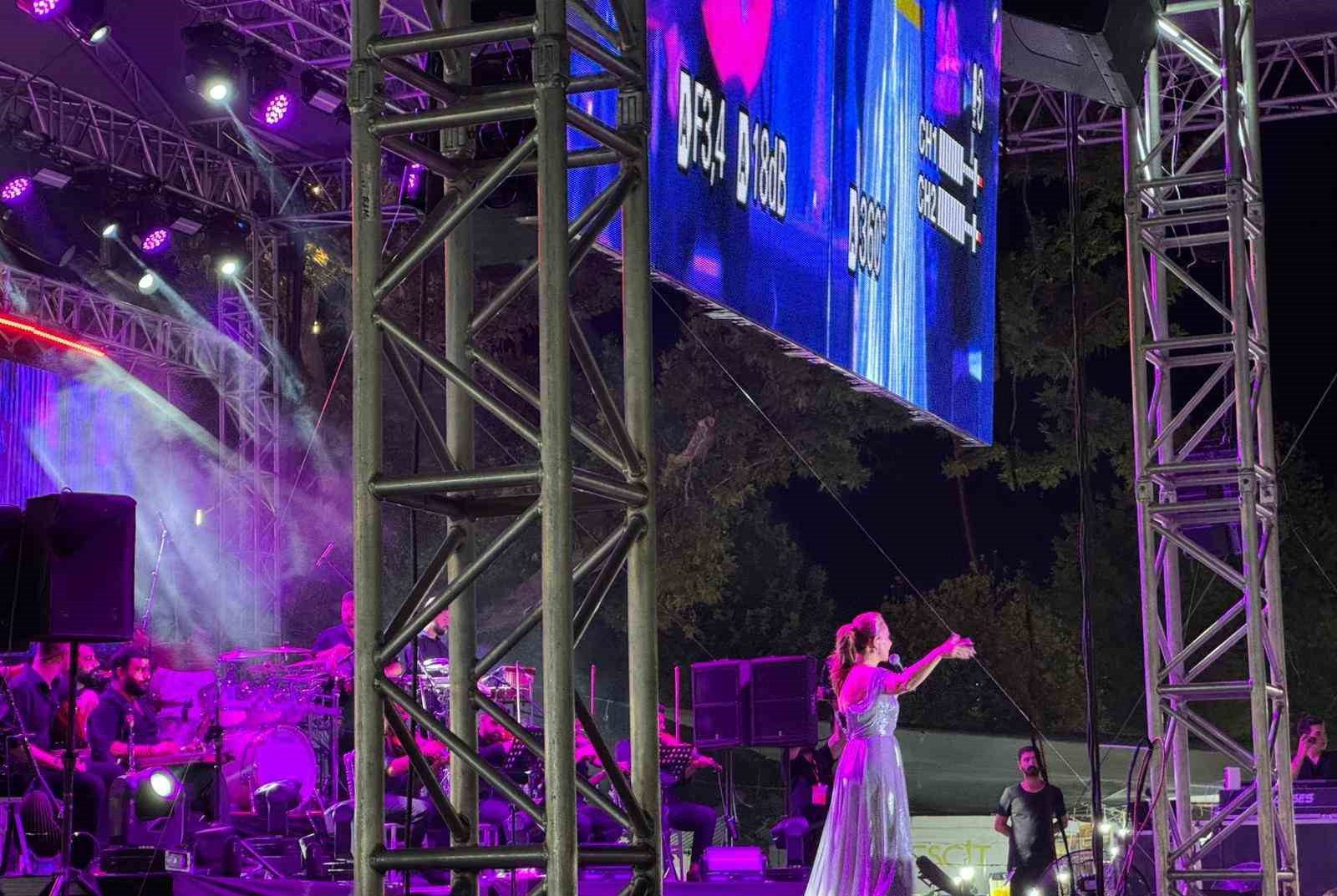 Simav’da Derya Bedavacı rüzgarı esti