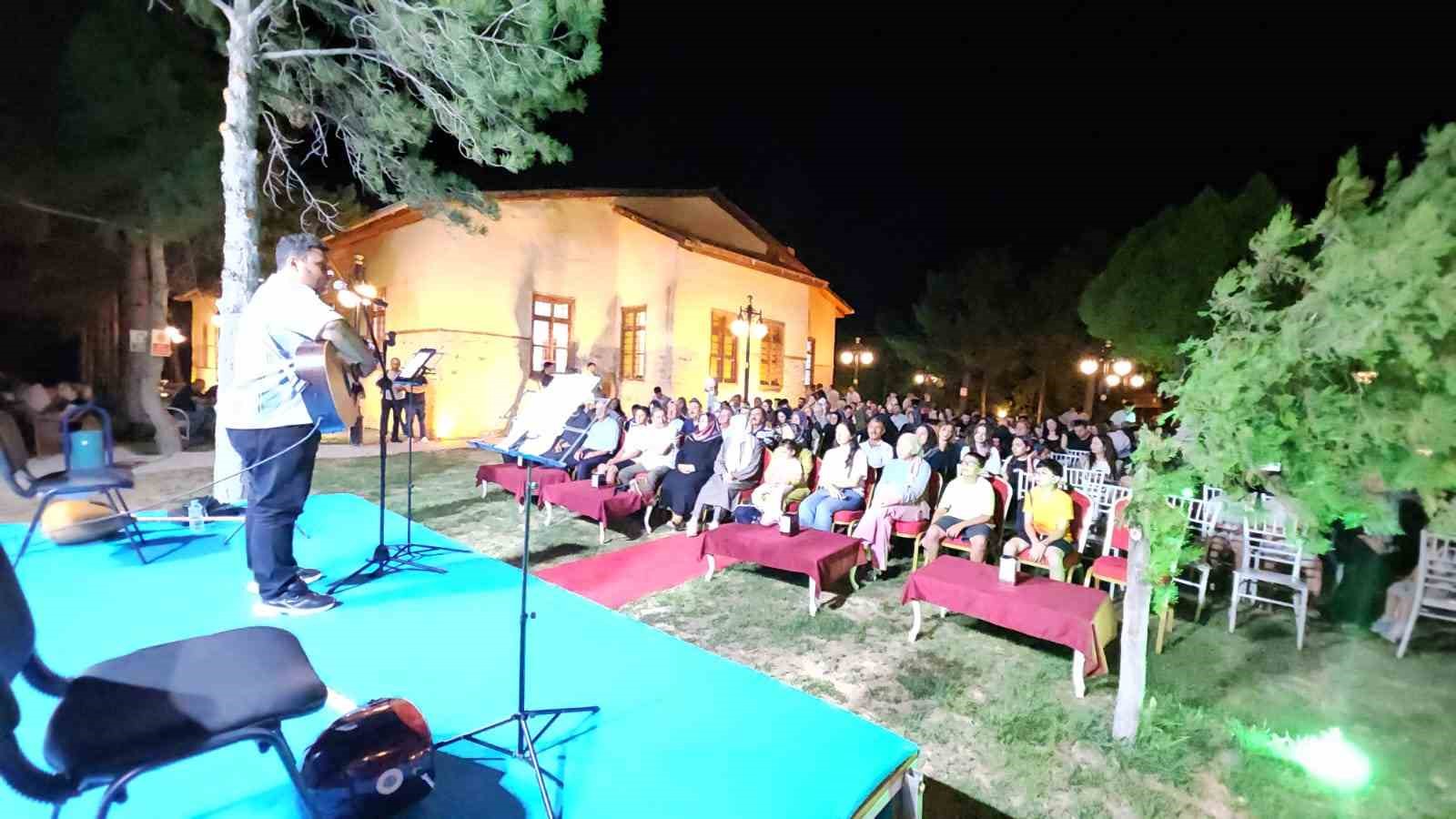 Darende’de yaz akşamlarına sanat dolu dokunuş