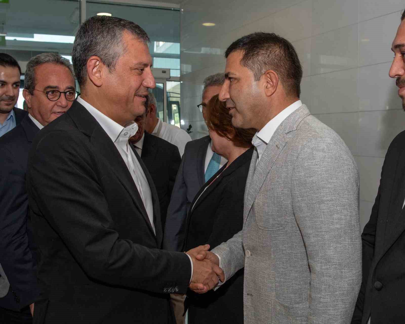 CHP Genel Başkanı &Ouml;zel, Aydın&rsquo;da
