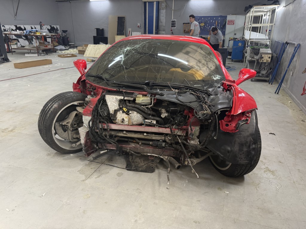 17 milyon liralık Ferrari kazasını yapan usta yaşananları anlattı