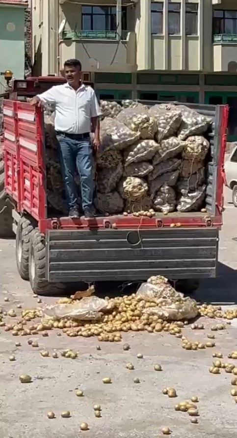 İlçe başkanının patates şovu pahalıya patladı, 1.4 ile 17 milyon TL arasında ceza kesilmesi öngörülüyor
