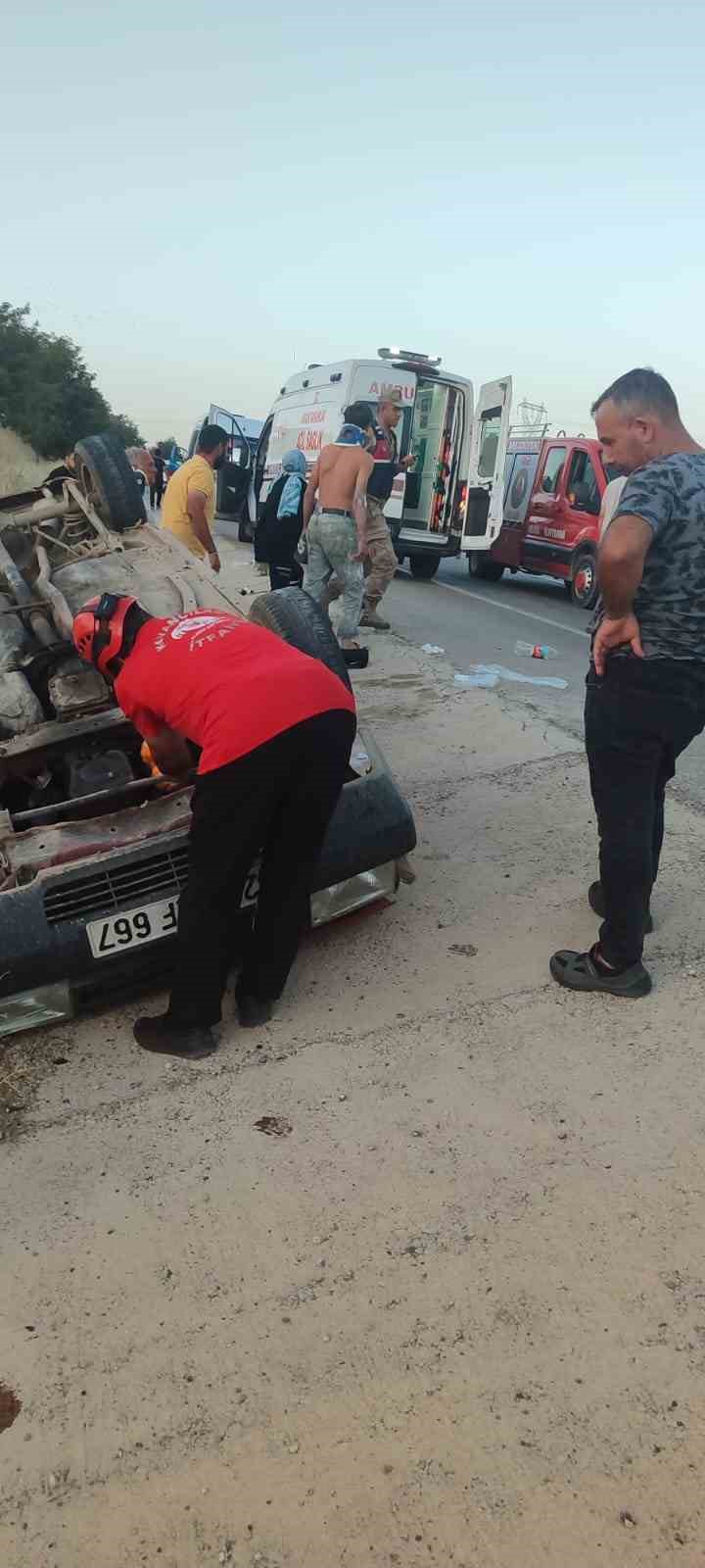 Elazığ’da otomobil takla attı: 6 yaralı