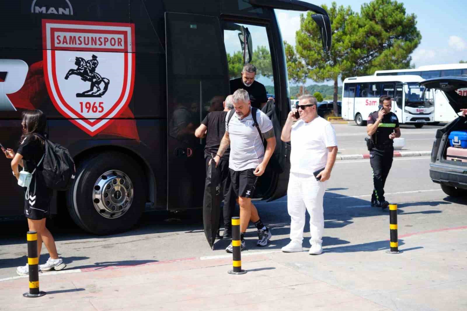 Samsunspor, Panathianikos ma&ccedil;ı i&ccedil;in Atina&rsquo;ya gitti
