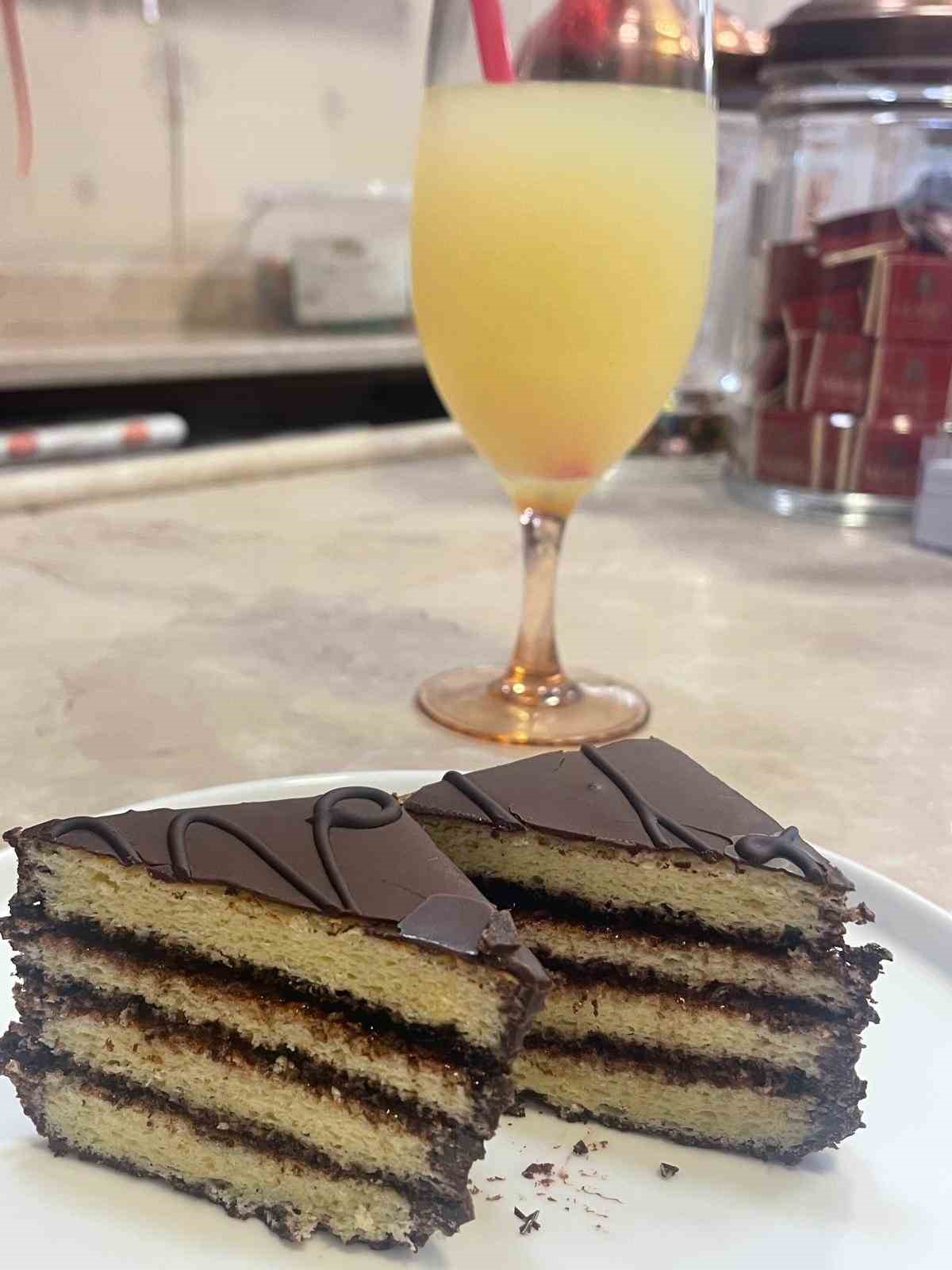 Asırlık pasta mahkemelik oldu
