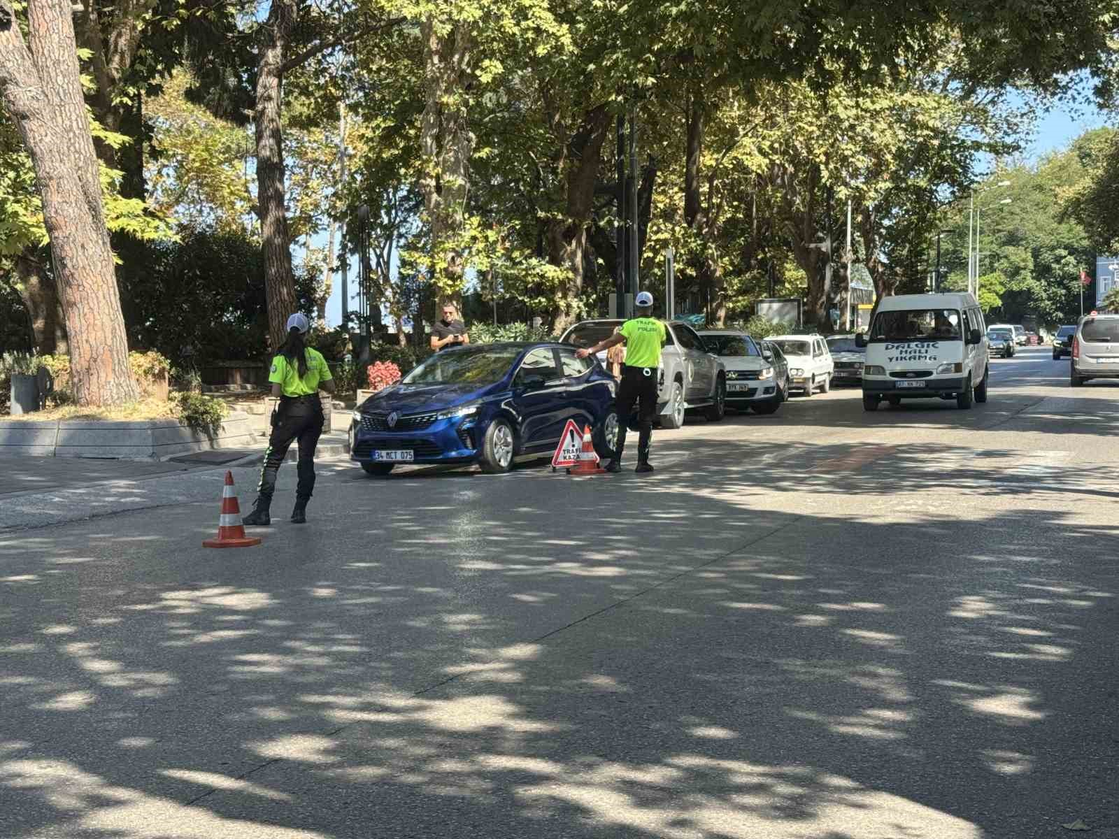 Ekipler tek tek durdurdu
