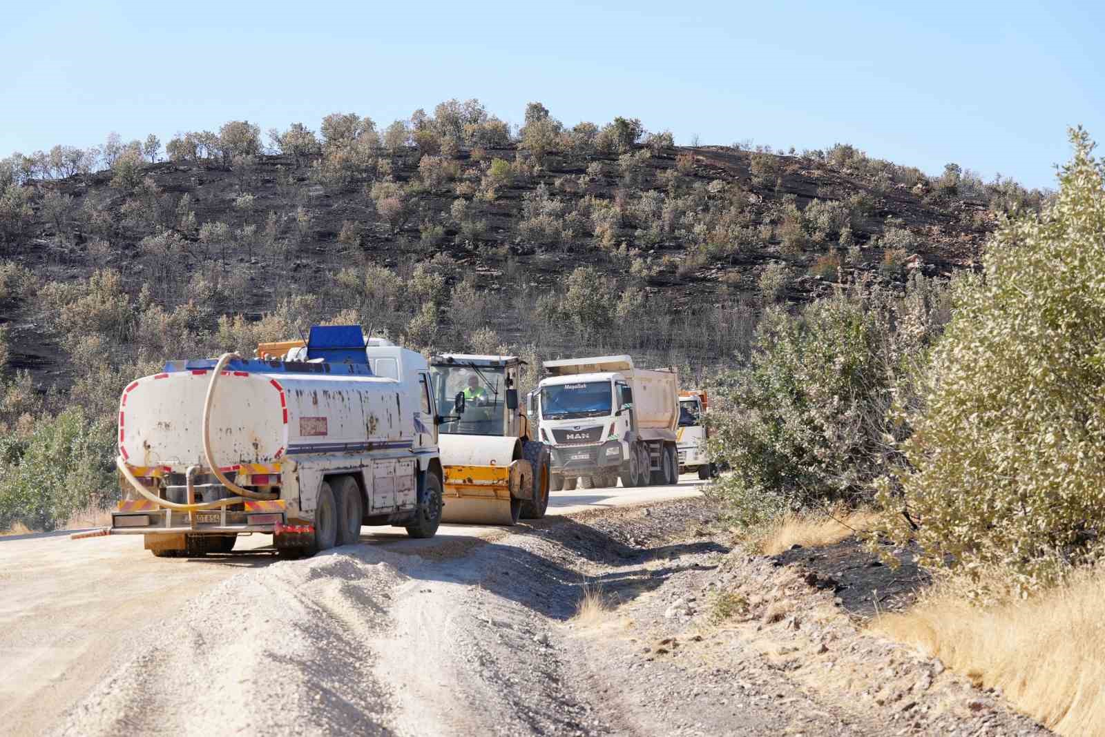 Başkan Bucak, Lice’deki yol çalışmasını yerinde inceledi
