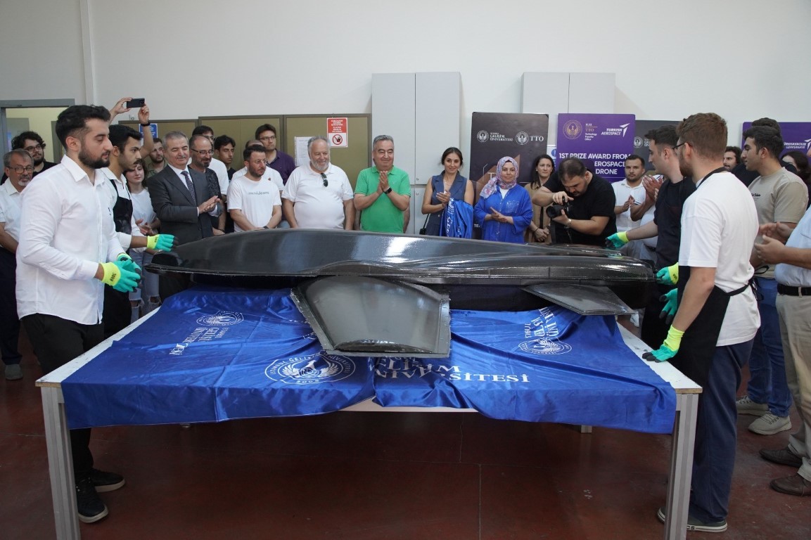 Vakıf üniversiteleri arasındaki en gelişmiş Rüzgar Tüneli İstanbul Gelişim Üniversitesi’nde açıldı