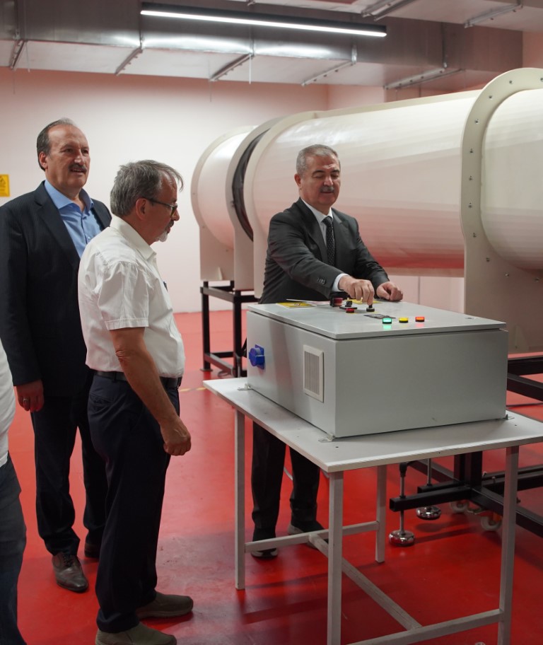 Vakıf üniversiteleri arasındaki en gelişmiş Rüzgar Tüneli İstanbul Gelişim Üniversitesi’nde açıldı