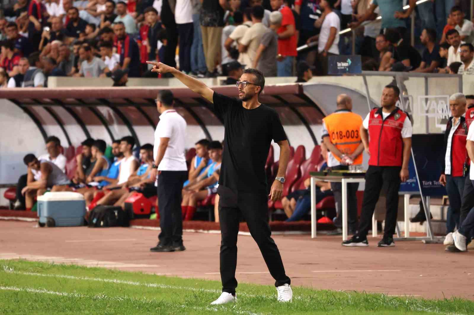 Menemen FK&rsquo;dan kusursuz başlangı&ccedil;
