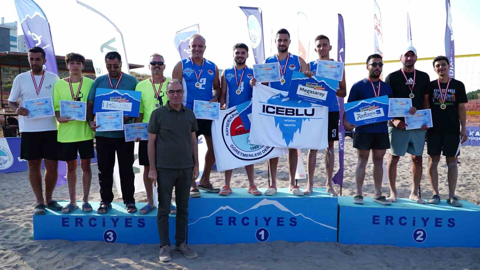 Erciyes&rsquo;te plaj voleybol turnuvası tamamlandı
