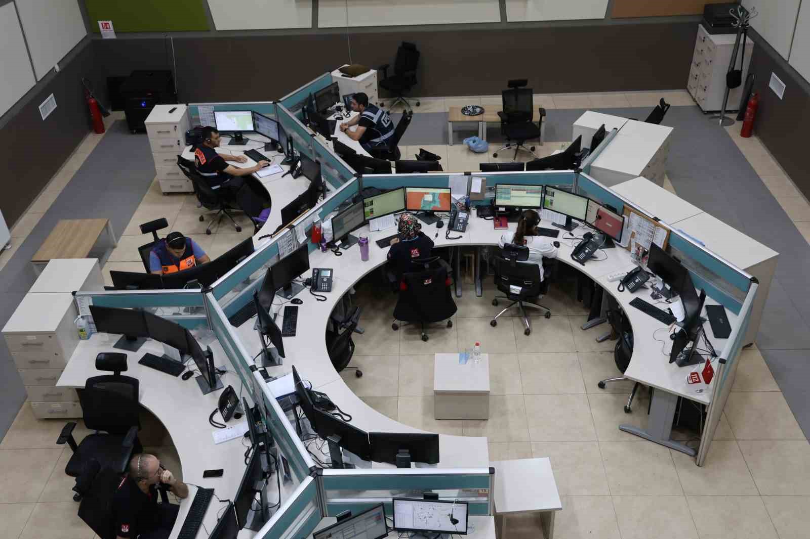 Kaza anında ara&ccedil; otomatik olarak acil &ccedil;ağrı sistemi 112&rsquo;yi aradı
