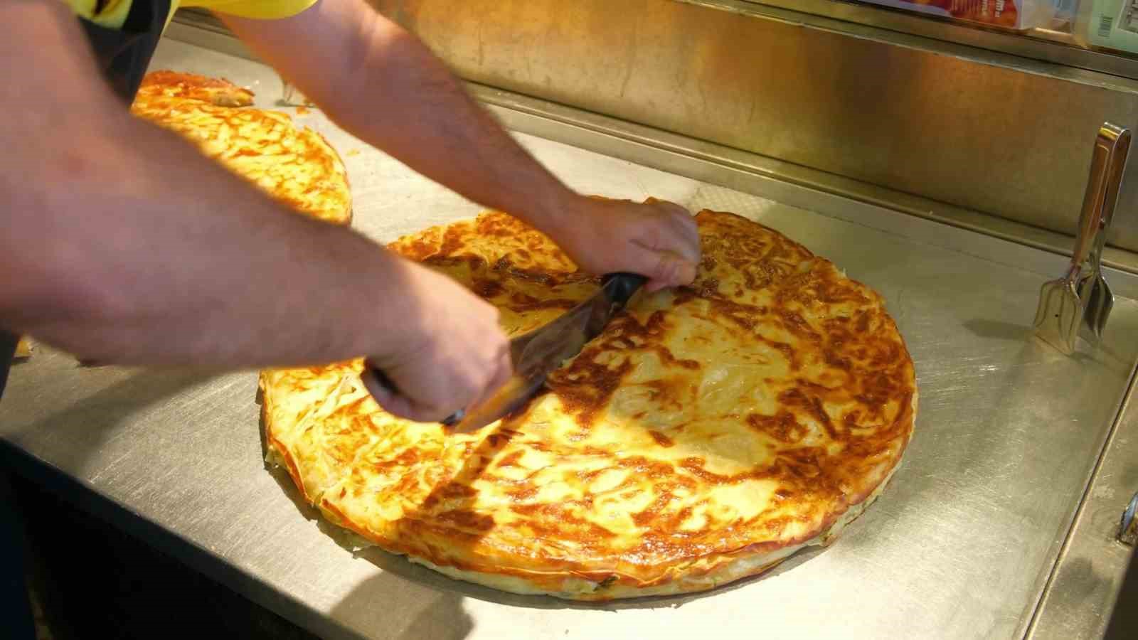 Erzurum Kültür Yolu Festivali’nde Cağ Kebabı satış rekoru kırdı