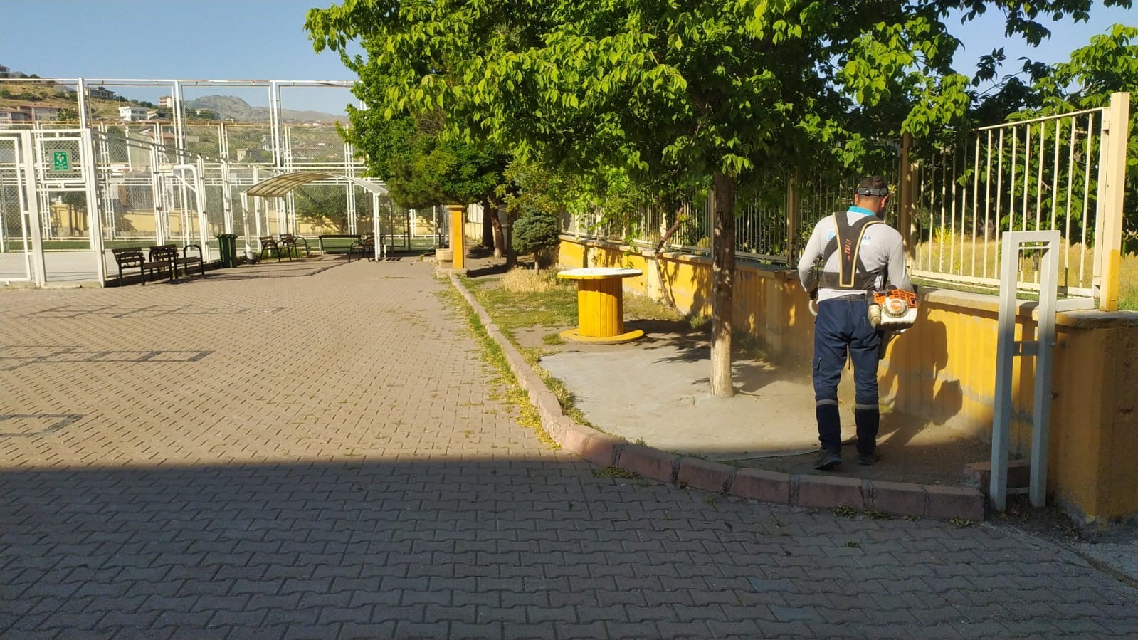 Başkan &Ouml;zdoğan: "&Ccedil;ocuklarımız yeni d&ouml;neme tertemiz okullarda başlayacak"
