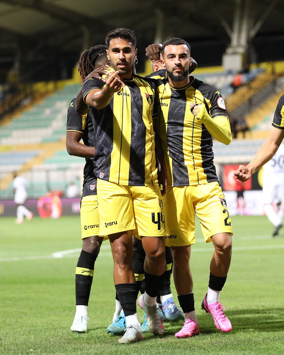 Trendyol 1. Lig: İstanbulspor: 1 - Manisa FK: 1
