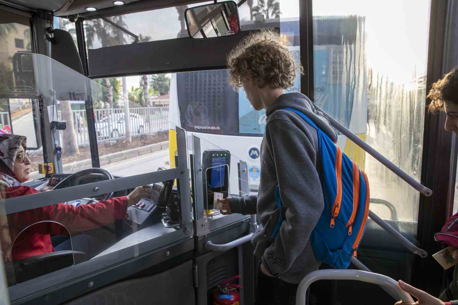 Mersin&rsquo;de &ouml;ğrencilere sunulan hizmetler yeni d&ouml;nemde de s&uuml;r&uuml;yor
