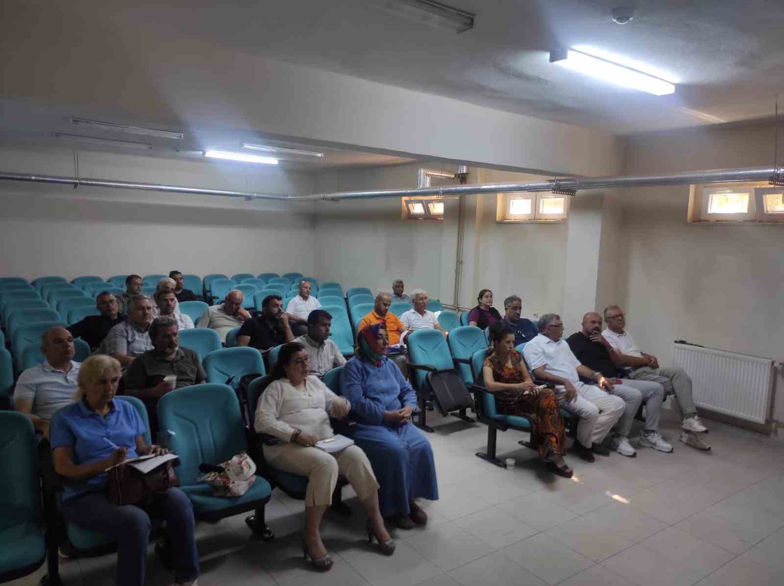 Sarıg&ouml;l&rsquo;de &ouml;ğretim faaliyetleri semineri ger&ccedil;ekleştirildi
