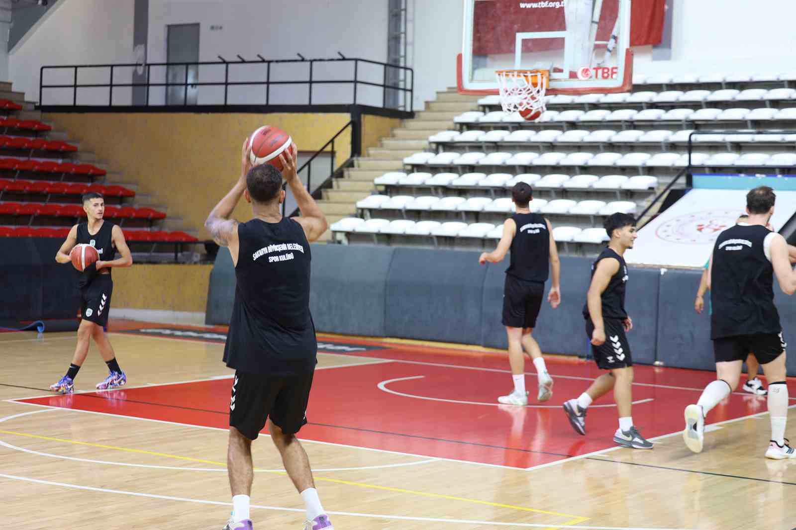 Sakarya B&uuml;y&uuml;kşehir Basketbol&rsquo;da yeni sezon heyecanı: "Hedefimiz şampiyonluk"

