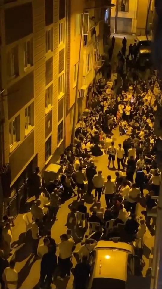 Bursa&rsquo;da kadın cinayeti mahalleyi sokağa d&ouml;kt&uuml;
