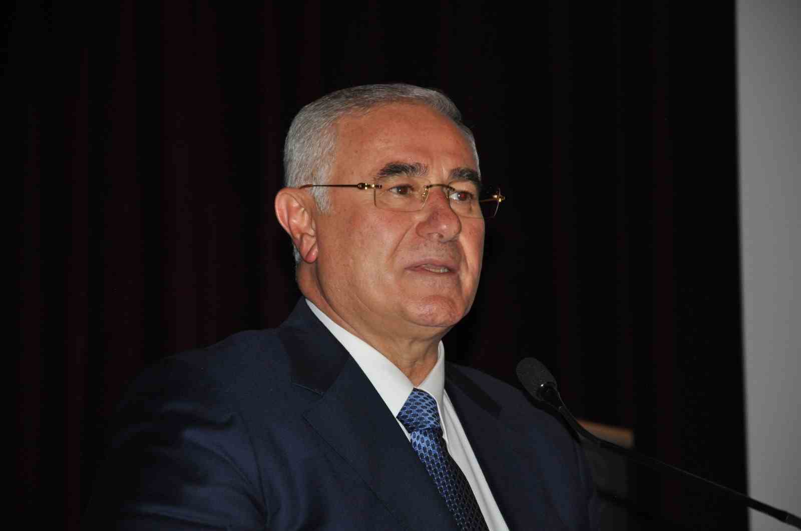 Kamu Başdenet&ccedil;isi Mehmet Akarca Karslılarla buluştu
