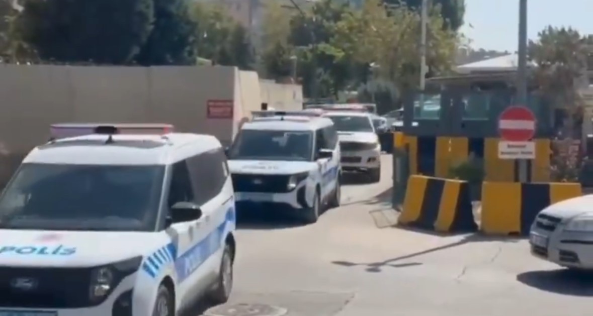 Gaziantep&rsquo;te cep telefonu ka&ccedil;ak&ccedil;ılarına dev operasyon: 8 g&ouml;zaltı
