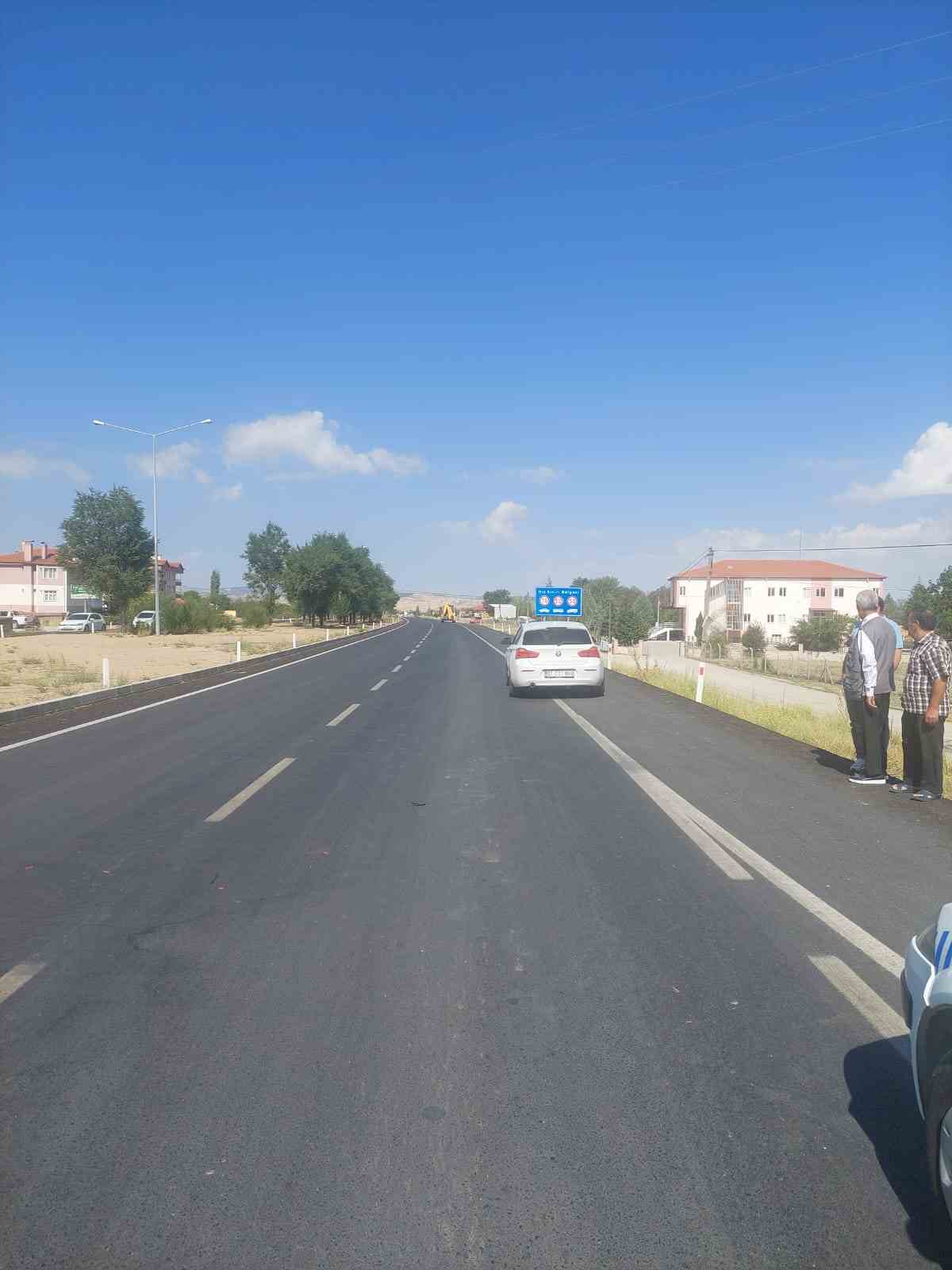 Motosiklet ile otomobil kavşakta &ccedil;arpıştı: 1 yaralı
