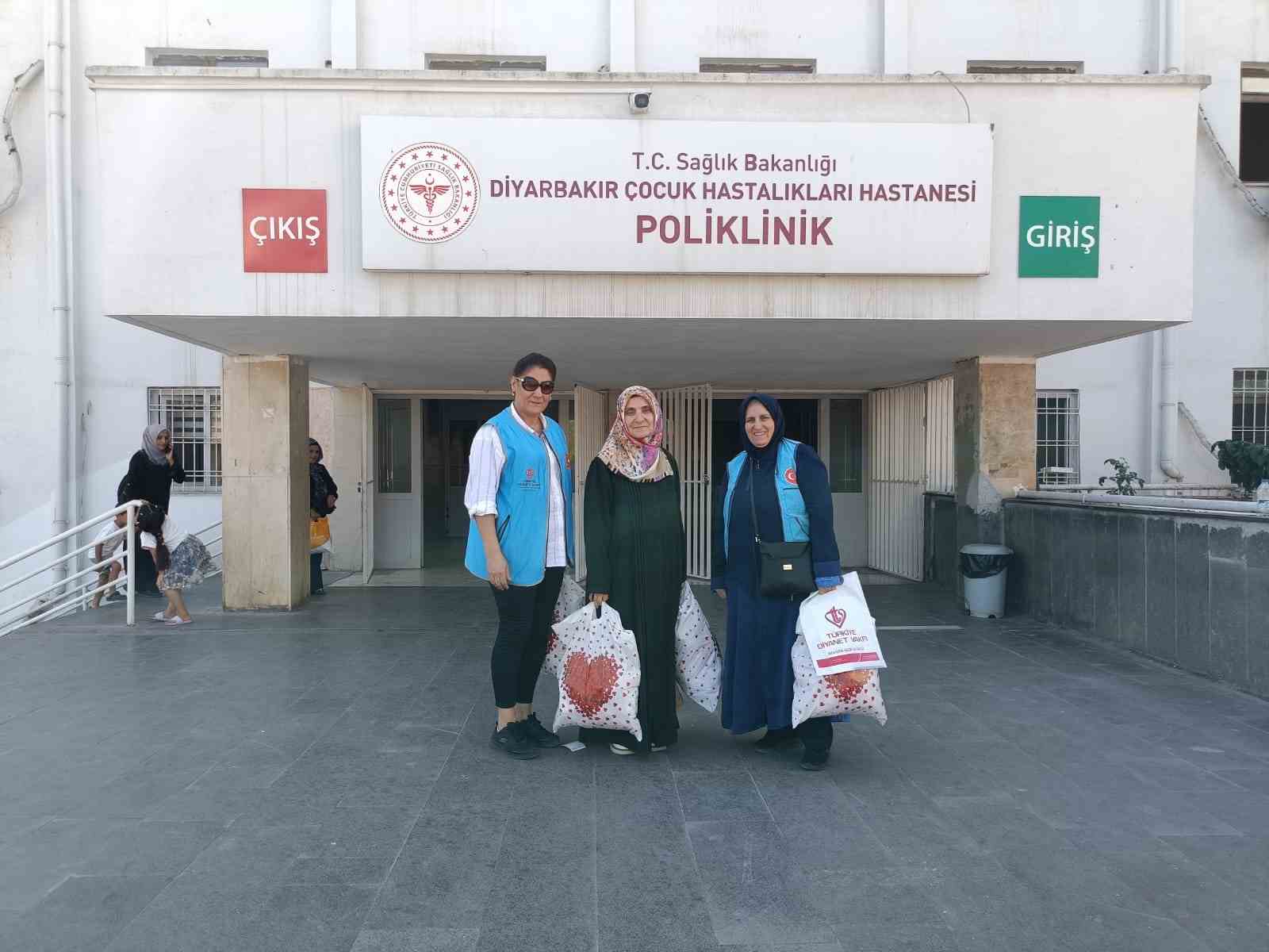 Diyarbakır Müftülüğünden yenidoğan bebeklere hediye paketi