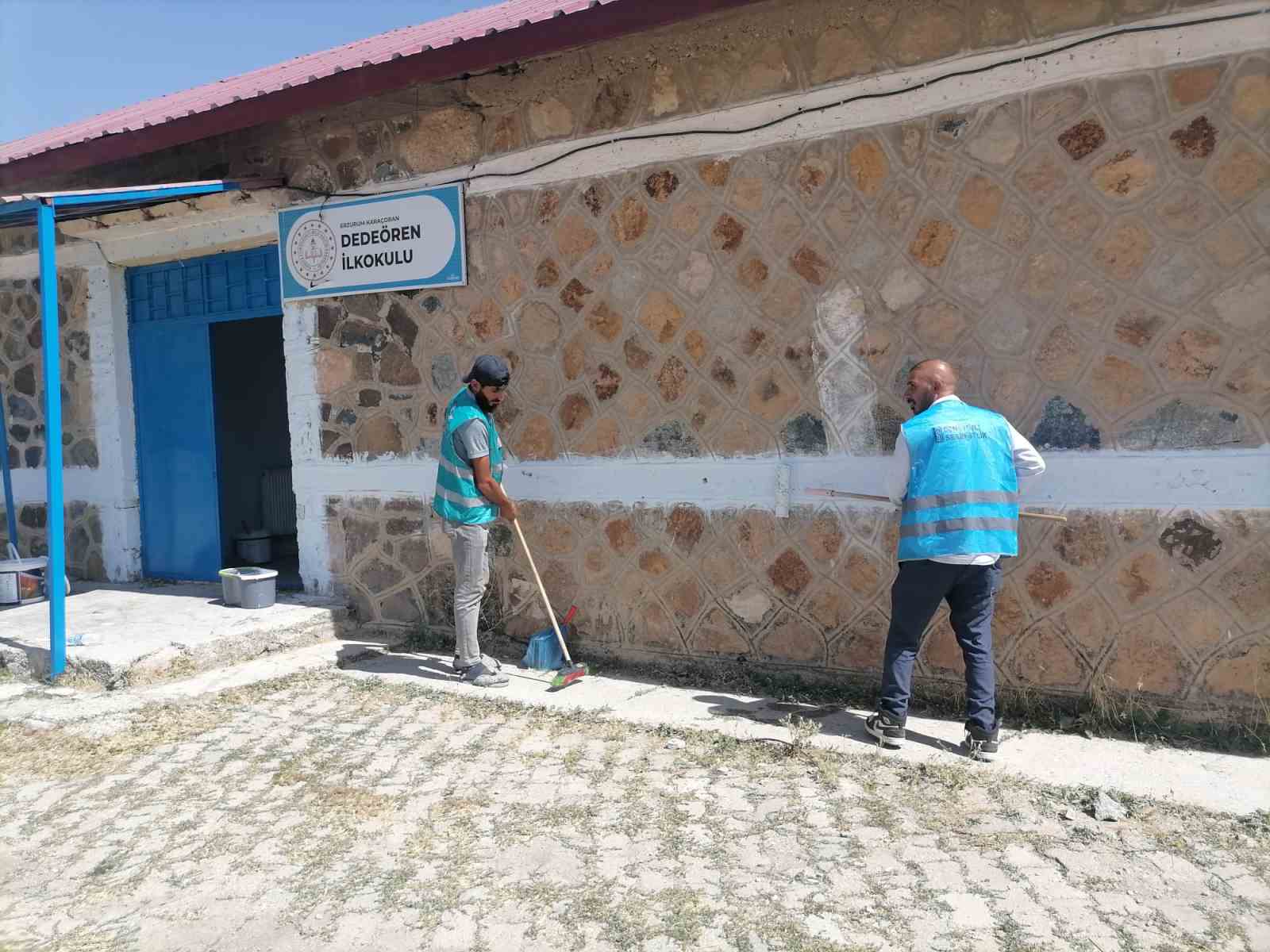 Yükümlüler denetimli serbestlik kapsamında okulları eğitim öğretim dönemine hazırlıyor