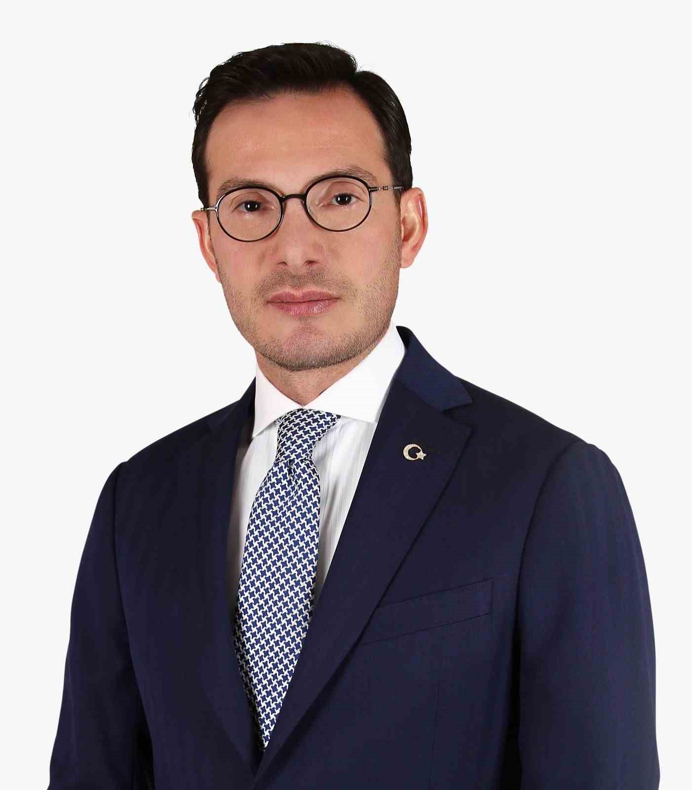 Başkan Yazıcıoğlu&rsquo;ndan Tokat&rsquo;ta eğitimine başlayan gen&ccedil;lere destek s&ouml;z&uuml;
