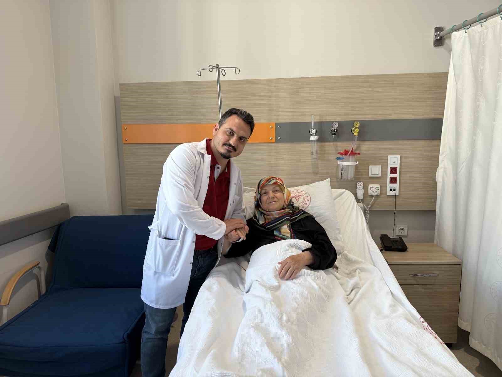 Yalova’da beyin anevrizması kapalı yöntemle tedavi edildi