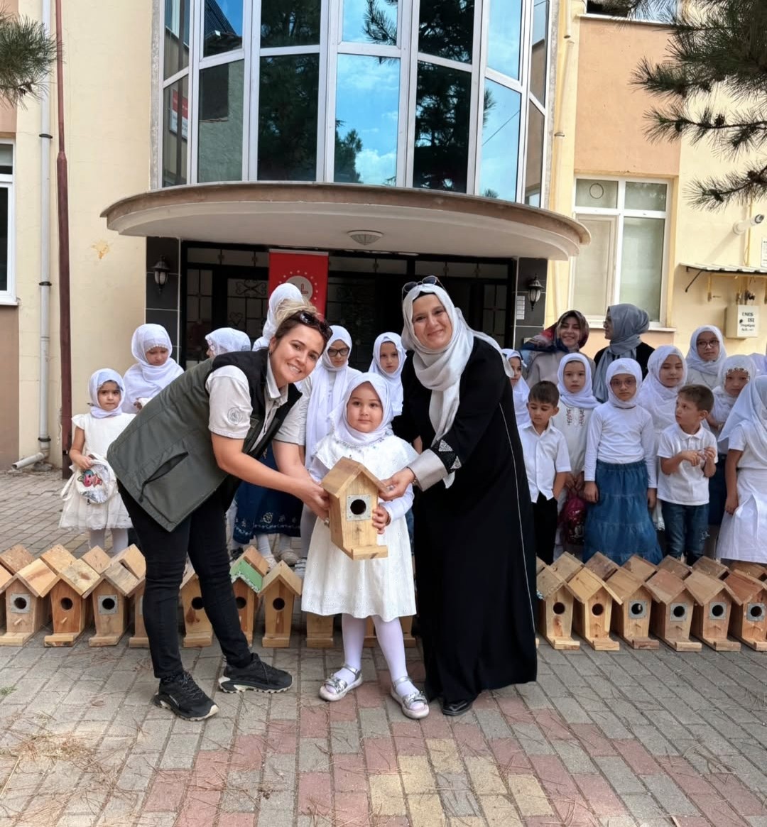 Orman işletme şeflerinden miniklere doğa sevgisi ve bilgilendirme
