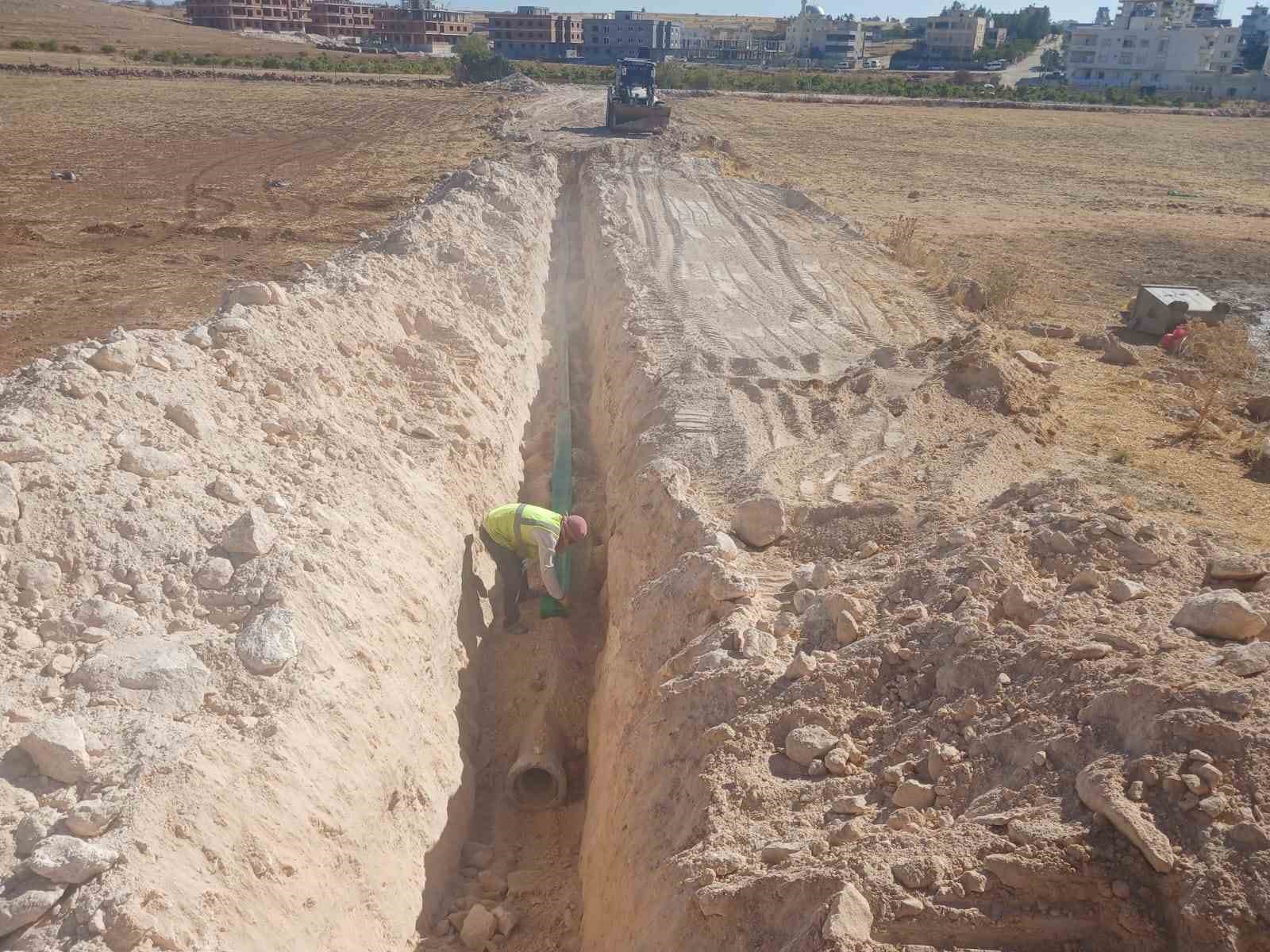 Mardin ilçe merkezlerinde altyapı yatırımları sürüyor
