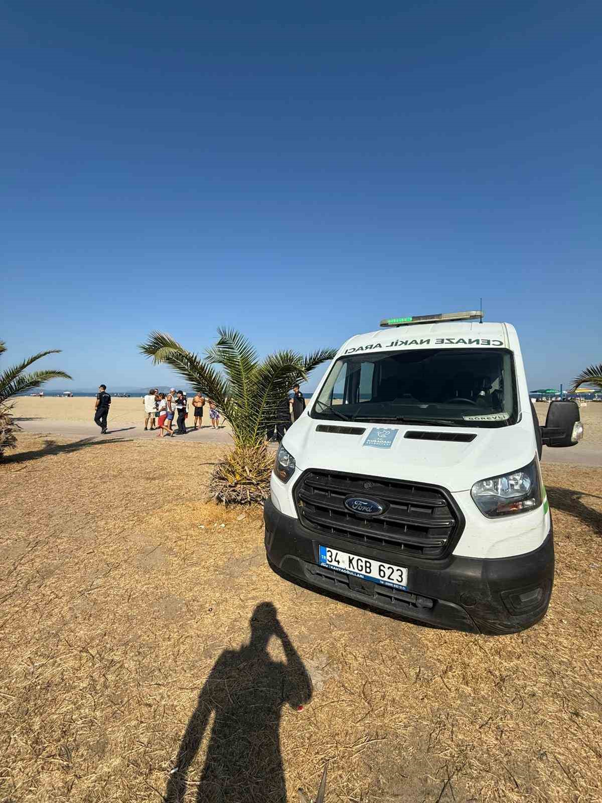 Kuşadası&rsquo;nda kıyıya vurmuş erkek cesedi bulundu
