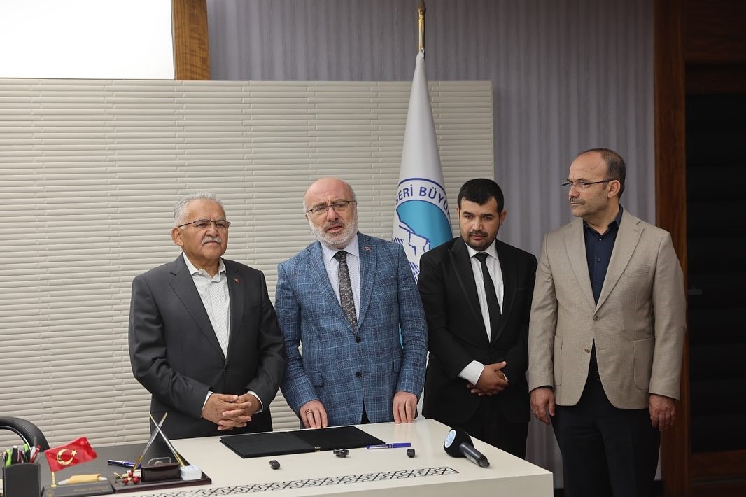 Kayseri &Uuml;niversitesi &ouml;ğrencilerine sanat ve eğitim desteği
