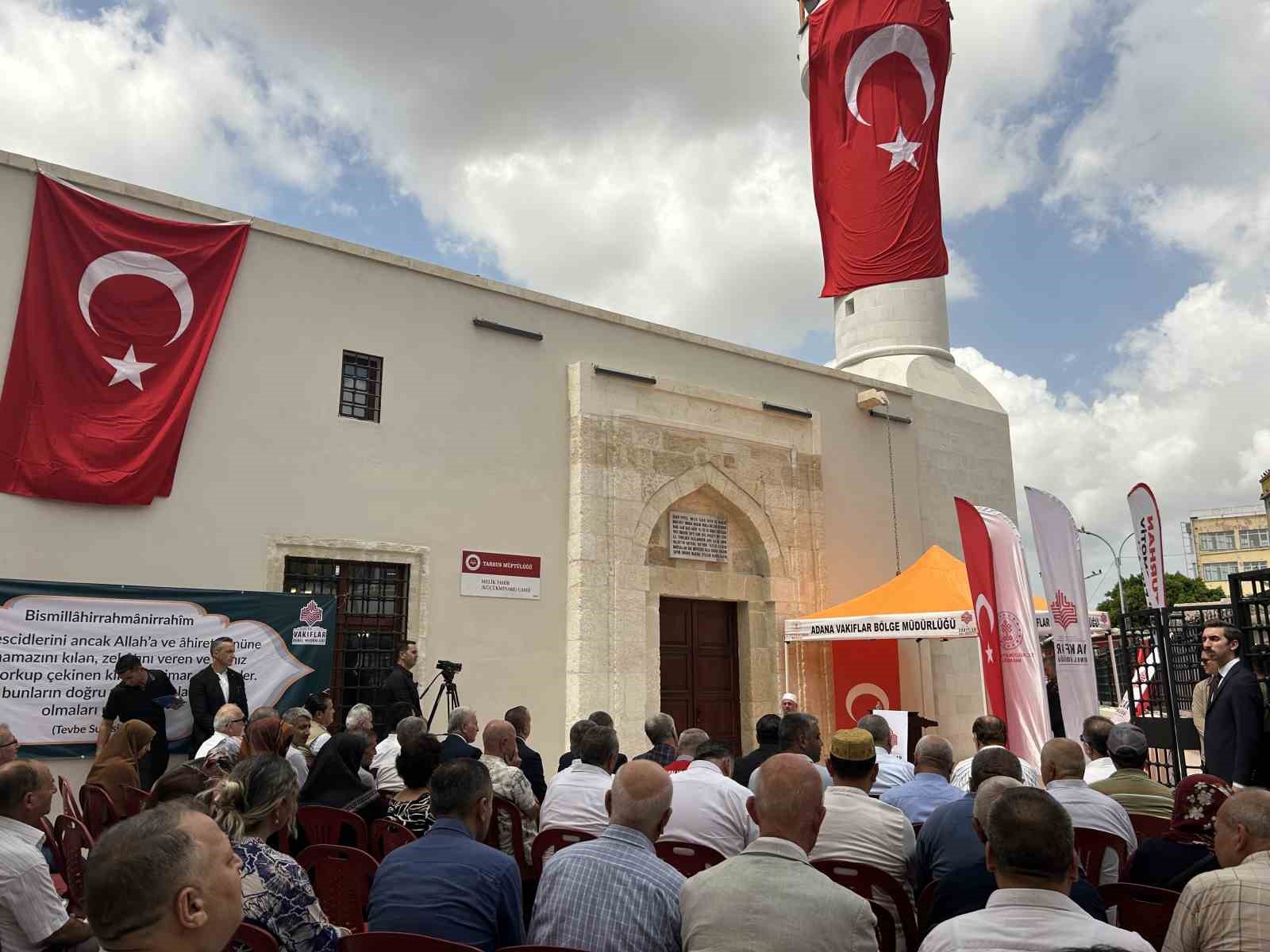 Tarihi Melik Tahir Camii tamamlanan restorasyon çalışmalarının ardından yeniden ibadete açıldı